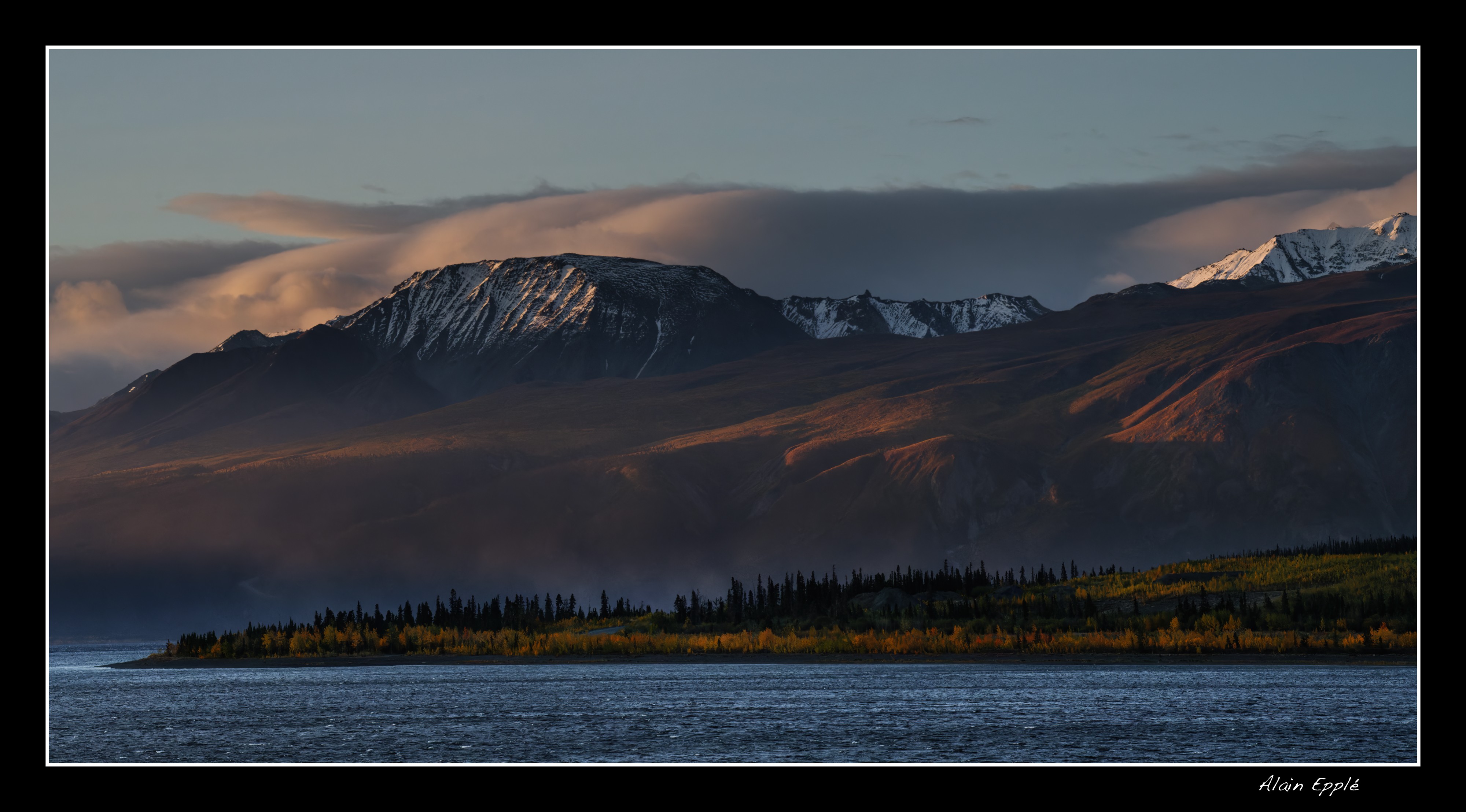 Lac Kluane - YUKALAS68